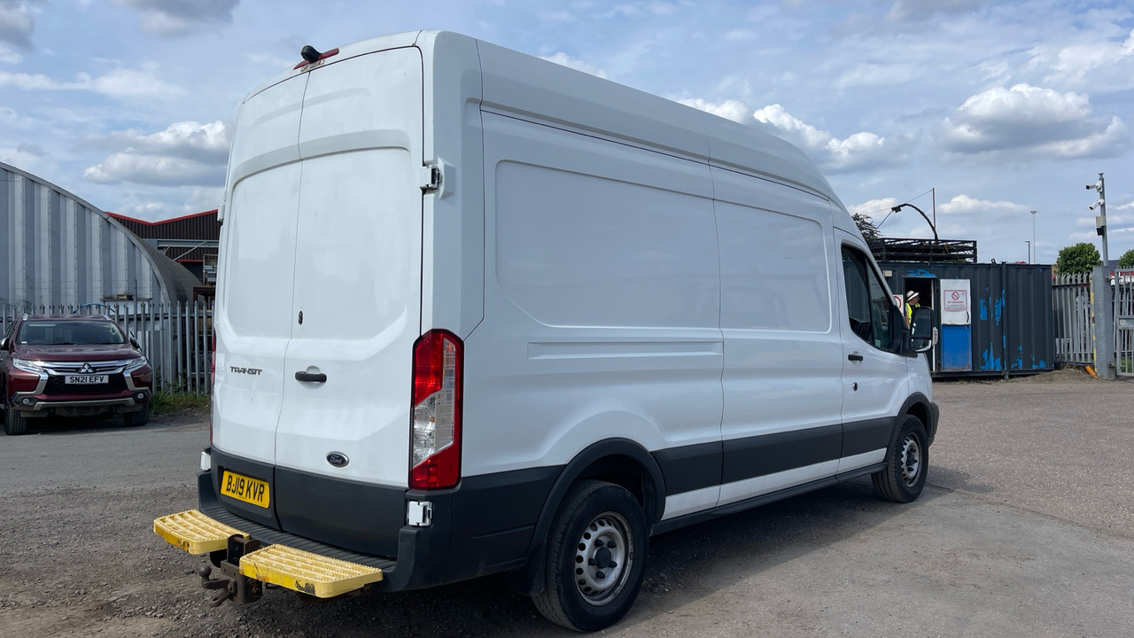 FORD TRANSIT 350 2.0 TDCi 130ps H3 Van - Fourgon utilitaire: photos 4 FORD TRANSIT 350 2.0 TDCi 130ps H3 Van - Fourgon utilitaire: photos 4