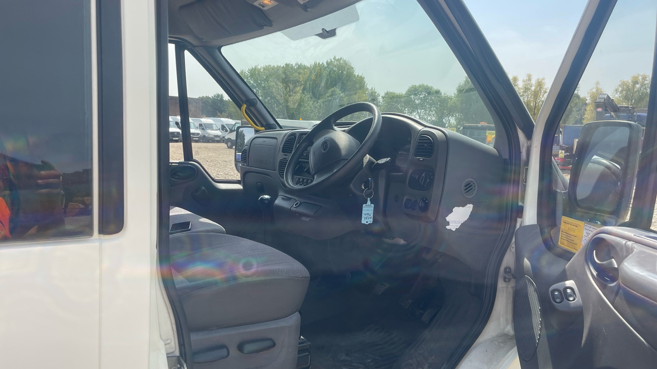FORD TRANSIT 350 2.4 - Minibus, Transport de personnes: photos 5 FORD TRANSIT 350 2.4 - Minibus, Transport de personnes: photos 5