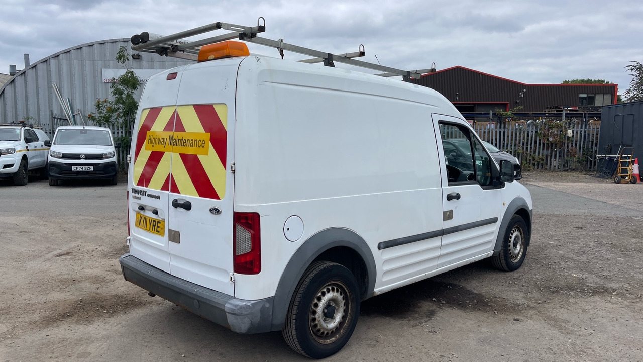 FORD TRANSIT CONNECT 230 1.8 TDCI 90ps - Fourgonnette: photos 4 FORD TRANSIT CONNECT 230 1.8 TDCI 90ps - Fourgonnette: photos 4