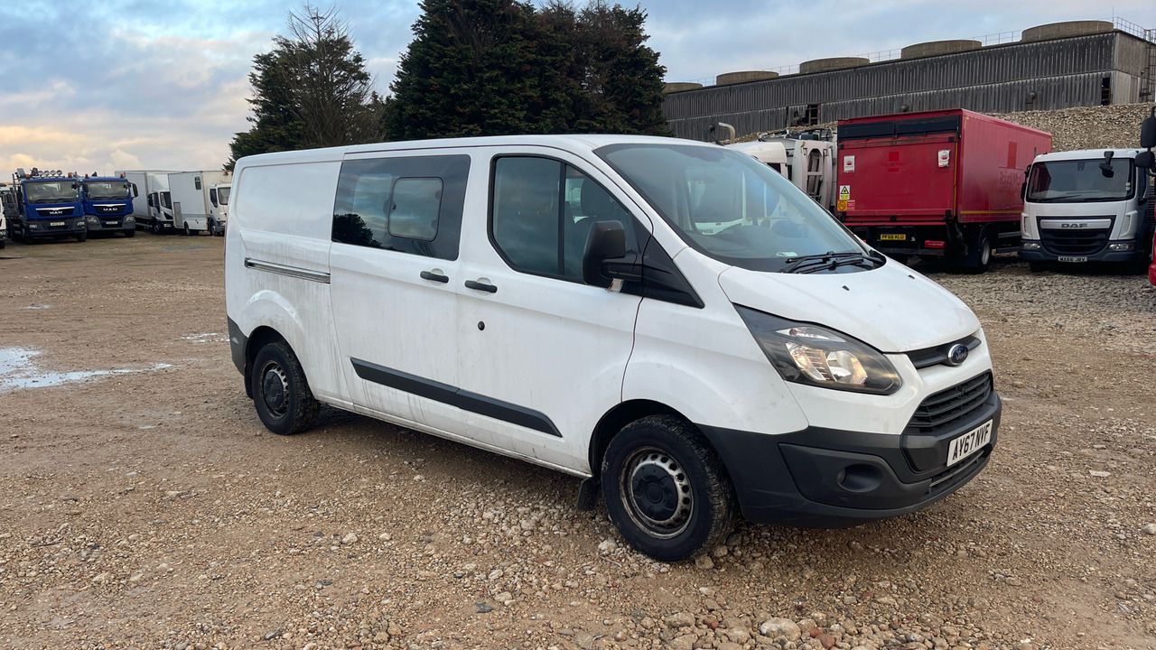 FORD TRANSIT CUSTOM 290 2.0 TDCI 105PS - Utilitaire double cabine: photos 1 FORD TRANSIT CUSTOM 290 2.0 TDCI 105PS - Utilitaire double cabine: photos 1