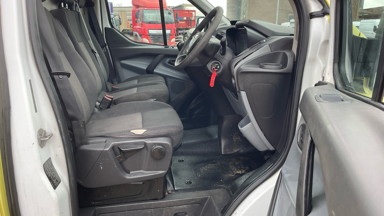 FORD TRANSIT CUSTOM 290 2.2 TDCI 125PS - Fourgonnette: photos 5 FORD TRANSIT CUSTOM 290 2.2 TDCI 125PS - Fourgonnette: photos 5