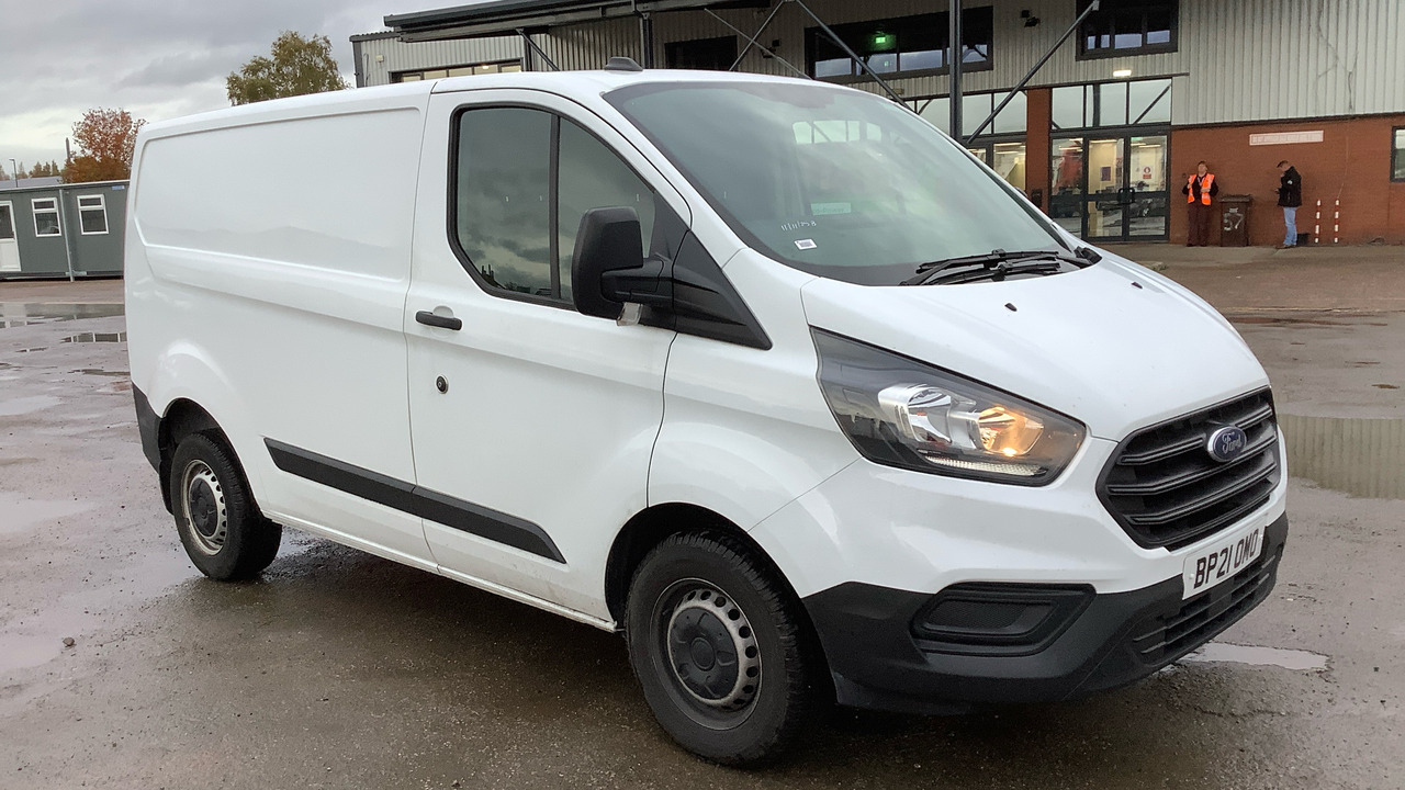 FORD TRANSIT CUSTOM 300 2.0 105ps - Fourgonnette: photos 1 FORD TRANSIT CUSTOM 300 2.0 105ps - Fourgonnette: photos 1