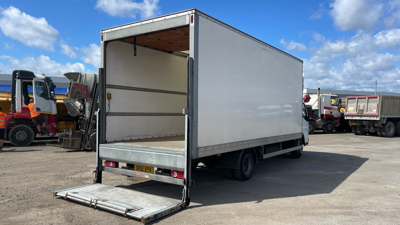 FUSO CANTER 7C15 - Camion fourgon: photos 4 FUSO CANTER 7C15 - Camion fourgon: photos 4