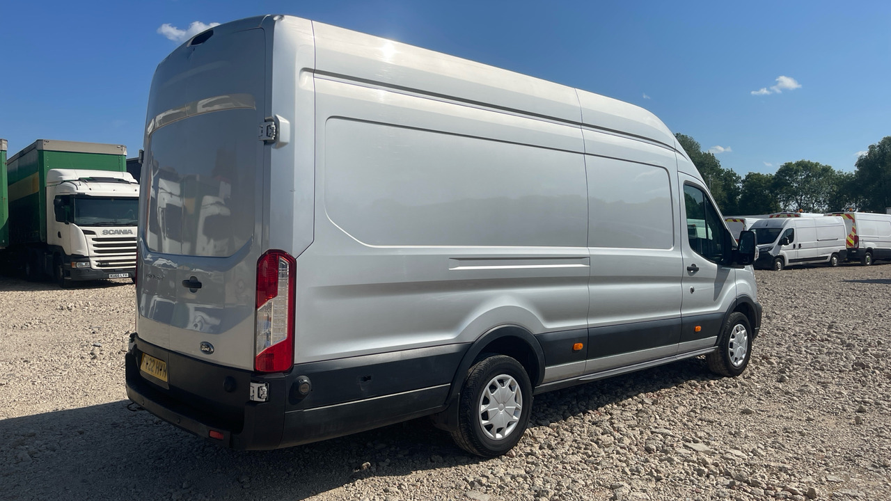 Ford Transit 2.0 ECOBLUE 130PS - Fourgon utilitaire: photos 4 Ford Transit 2.0 ECOBLUE 130PS - Fourgon utilitaire: photos 4