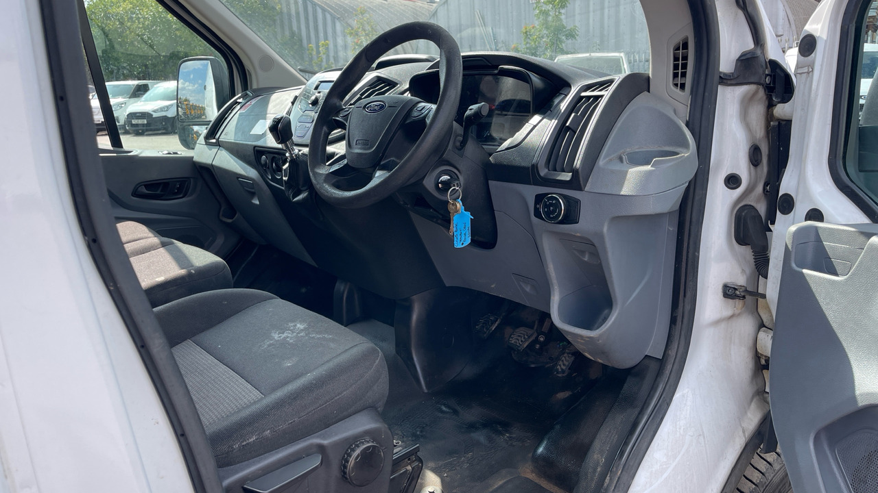 Ford Transit 350 2.2 TDCi 155ps - Fourgon utilitaire: photos 5 Ford Transit 350 2.2 TDCi 155ps - Fourgon utilitaire: photos 5