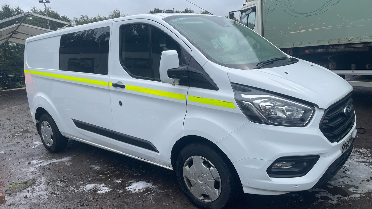 Ford Transit Custom 320 2.0 EcoBlue 130ps Trend - Utilitaire double cabine: photos 1 Ford Transit Custom 320 2.0 EcoBlue 130ps Trend - Utilitaire double cabine: photos 1