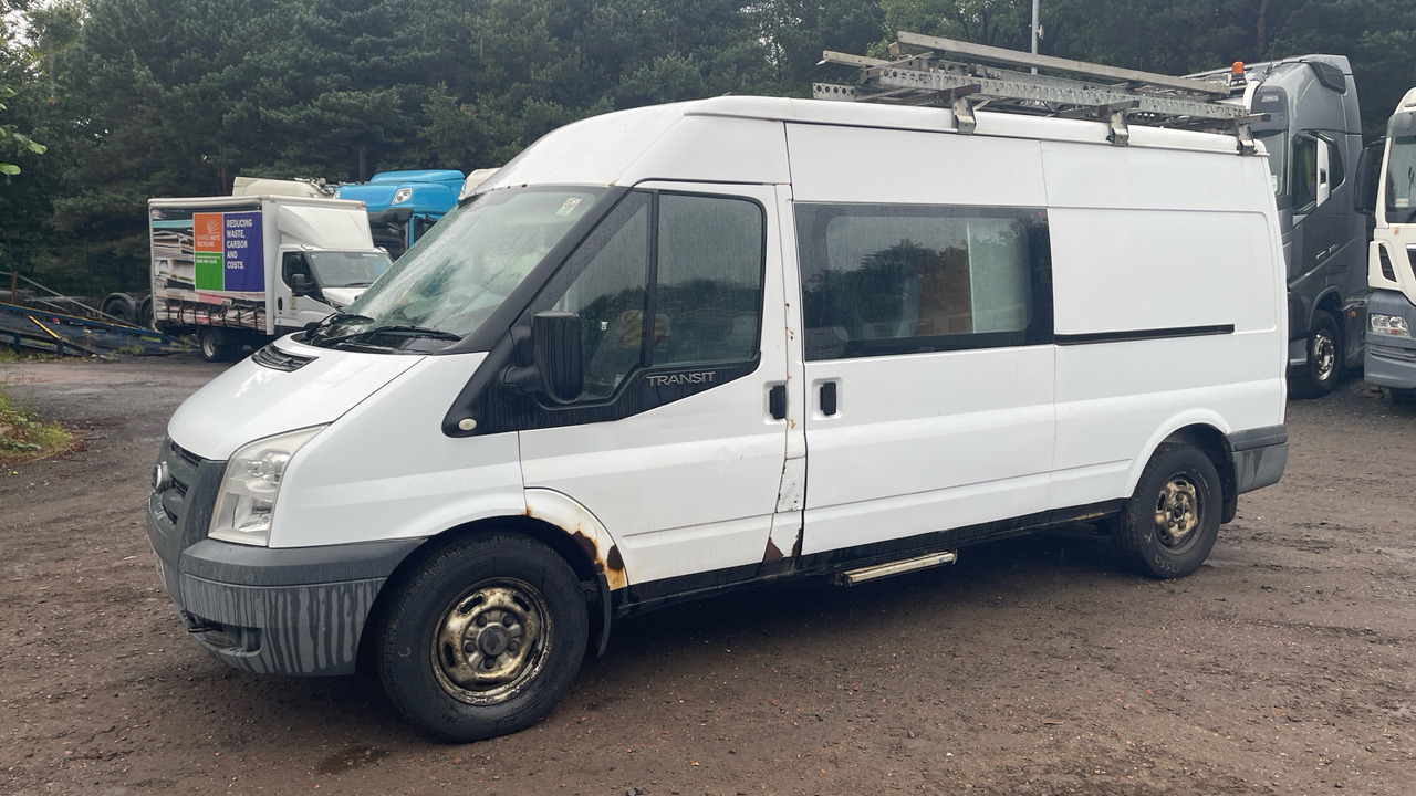 Ford Transit T350 2.2 TDCi 115ps - Utilitaire double cabine: photos 2 Ford Transit T350 2.2 TDCi 115ps - Utilitaire double cabine: photos 2