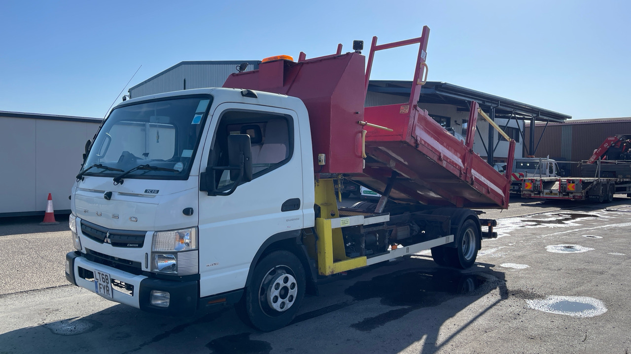 Fuso Canter 7C15 - Camion benne: photos 2 Fuso Canter 7C15 - Camion benne: photos 2