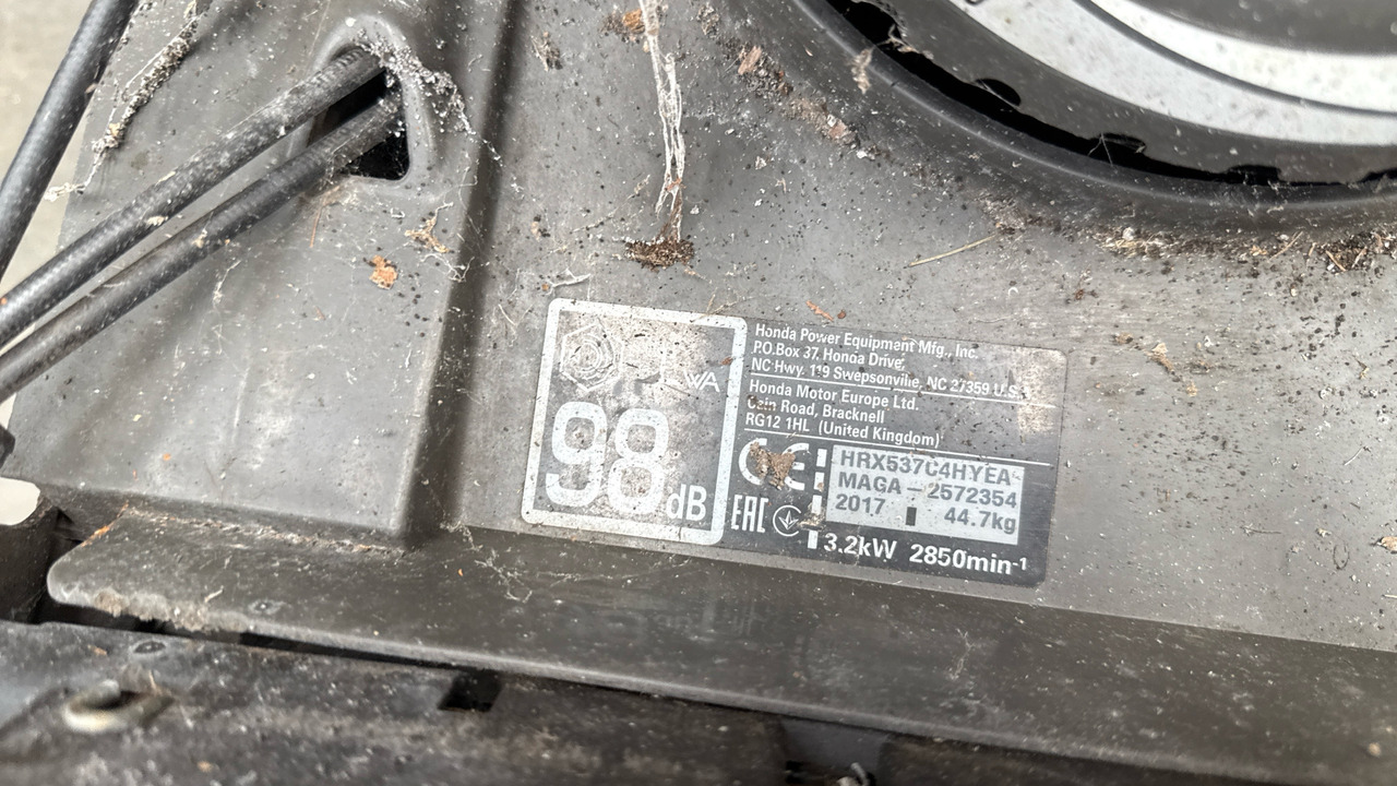 HONDA HRX537 C4HYEA - Motofaucheuse: photos 5 HONDA HRX537 C4HYEA - Motofaucheuse: photos 5
