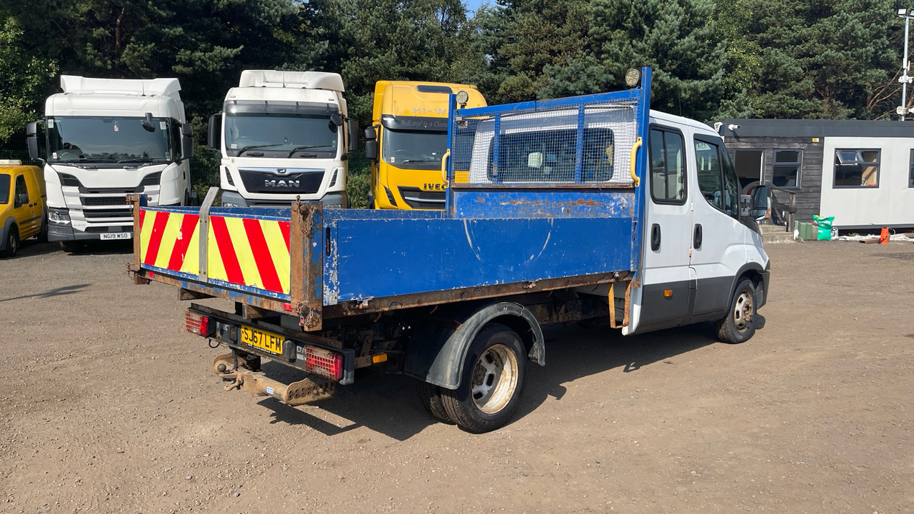 IVECO DAILY 2.3 35-140 3750WB - Utilitaire benne, Utilitaire double cabine: photos 4 IVECO DAILY 2.3 35-140 3750WB - Utilitaire benne, Utilitaire double cabine: photos 4