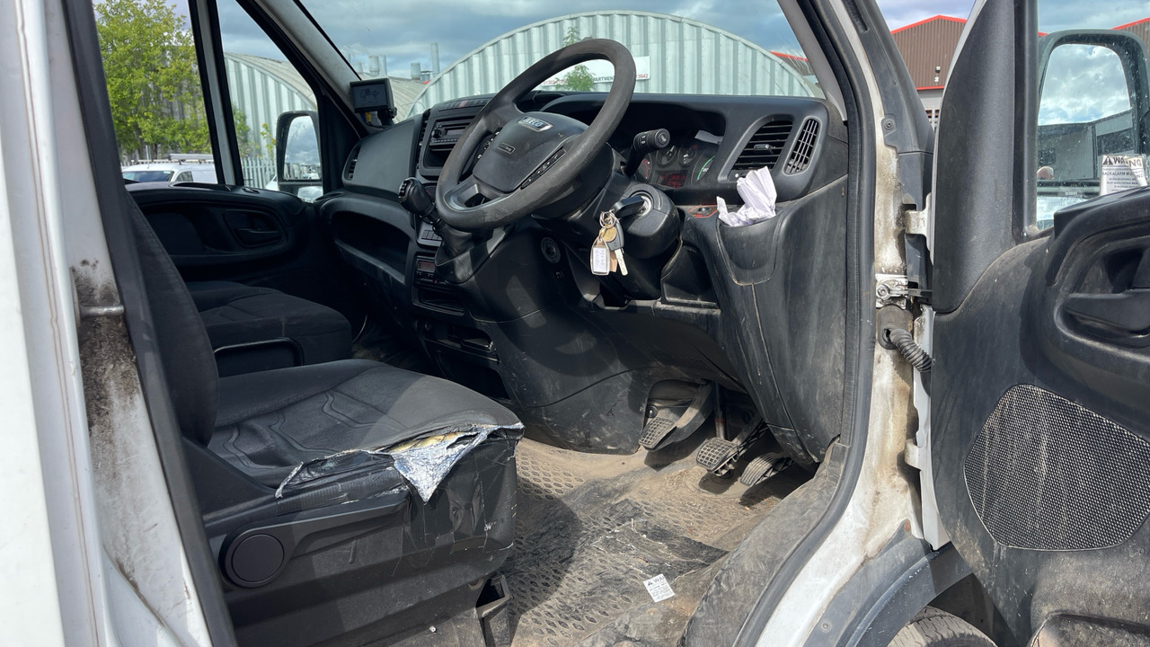 IVECO DAILY 50-150 - Camion benne: photos 5 IVECO DAILY 50-150 - Camion benne: photos 5