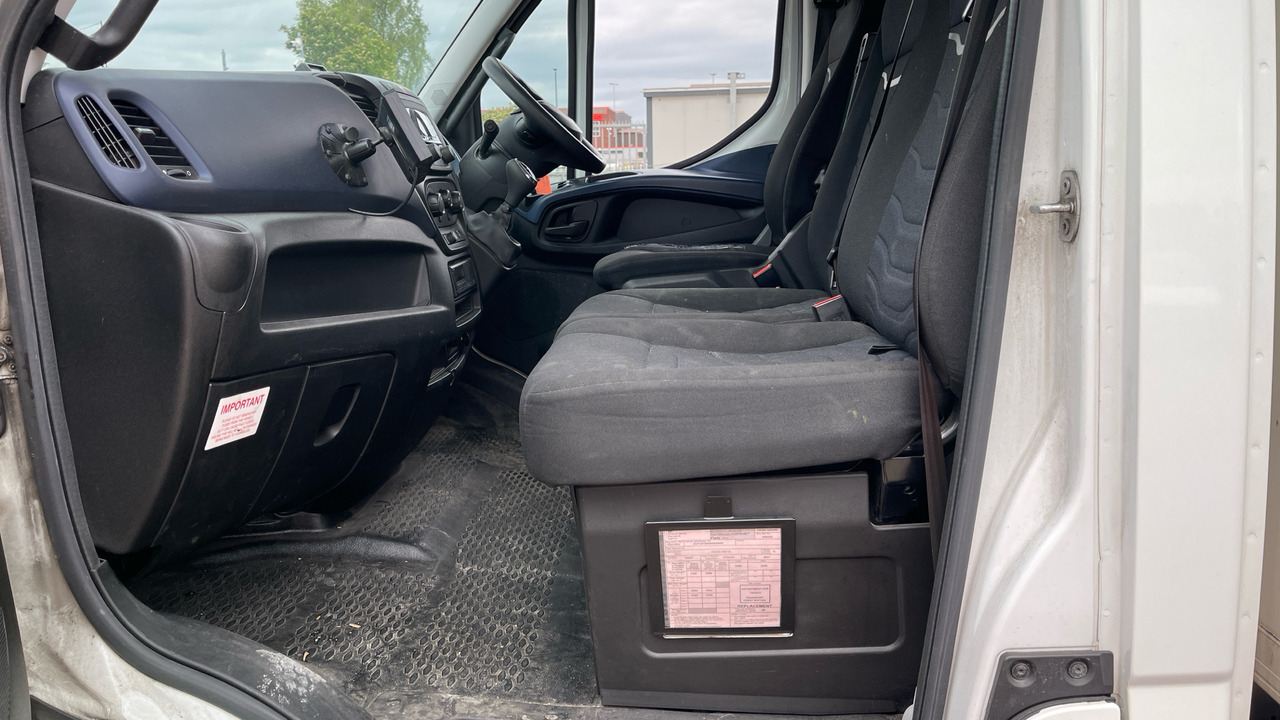 Camion frigorifique IVECO DAILY 72-180: photos 20