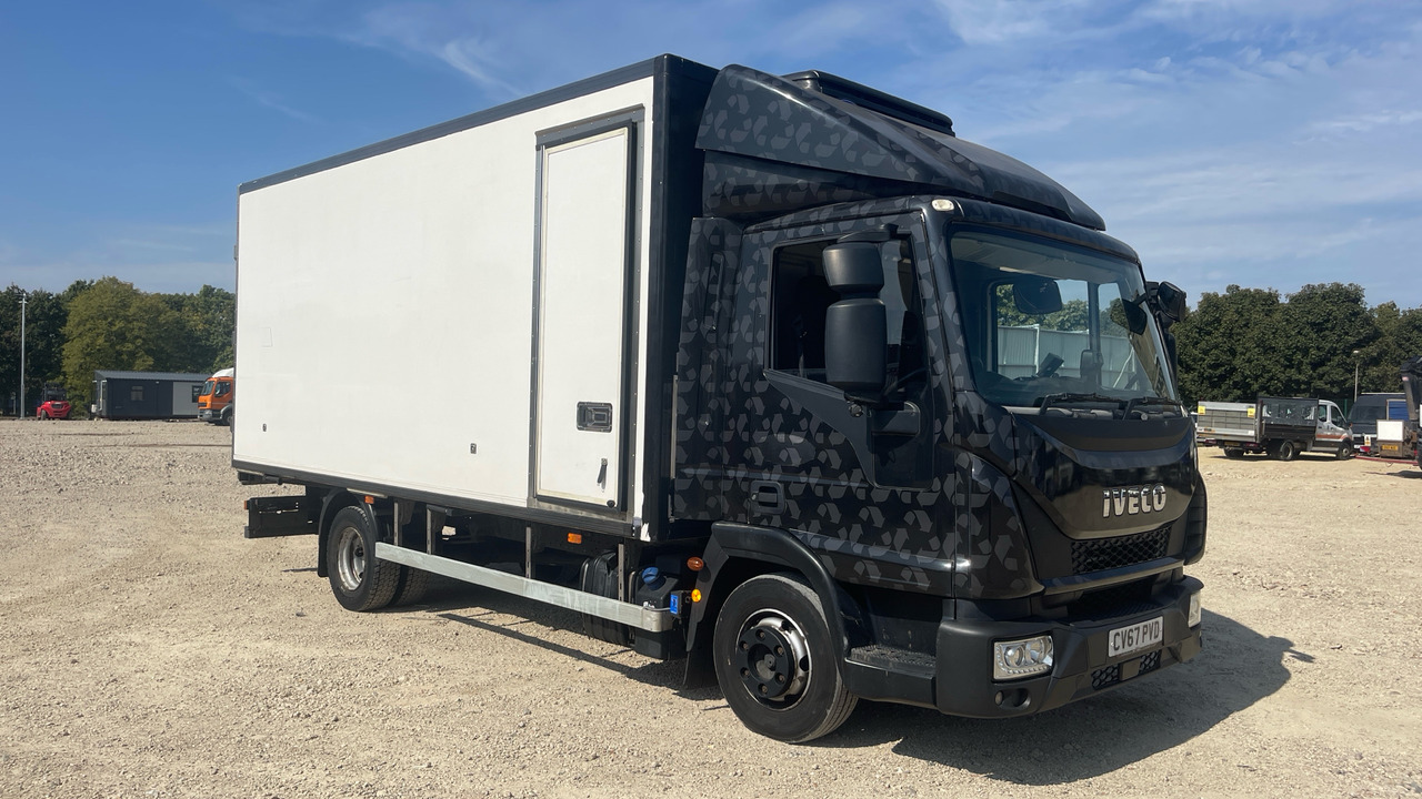 IVECO EUROCARGO 75E - Camion frigorifique: photos 1 IVECO EUROCARGO 75E - Camion frigorifique: photos 1