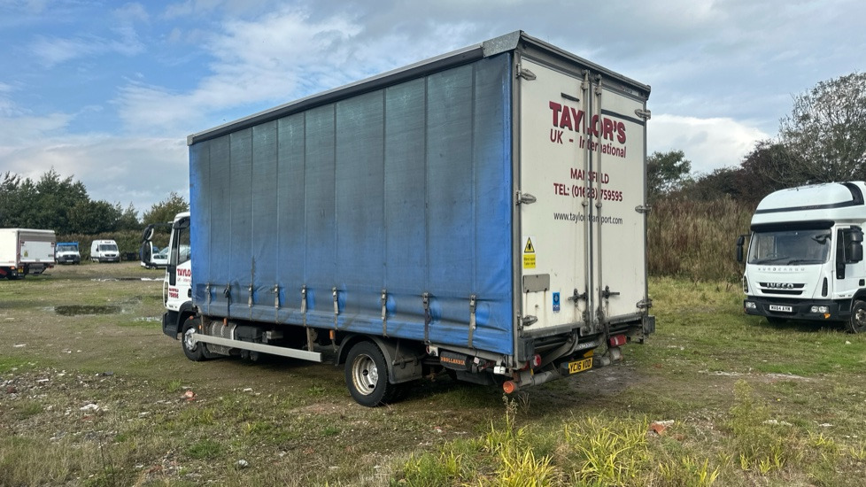 IVECO EUROCARGO 75E16 - Camion à rideaux coulissants: photos 3 IVECO EUROCARGO 75E16 - Camion à rideaux coulissants: photos 3