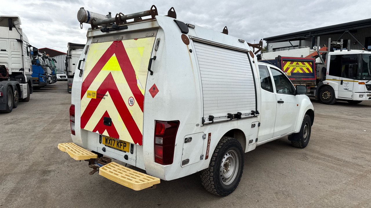 Isuzu D-Max 2.5 TD - Pick-up, Utilitaire double cabine: photos 4 Isuzu D-Max 2.5 TD - Pick-up, Utilitaire double cabine: photos 4