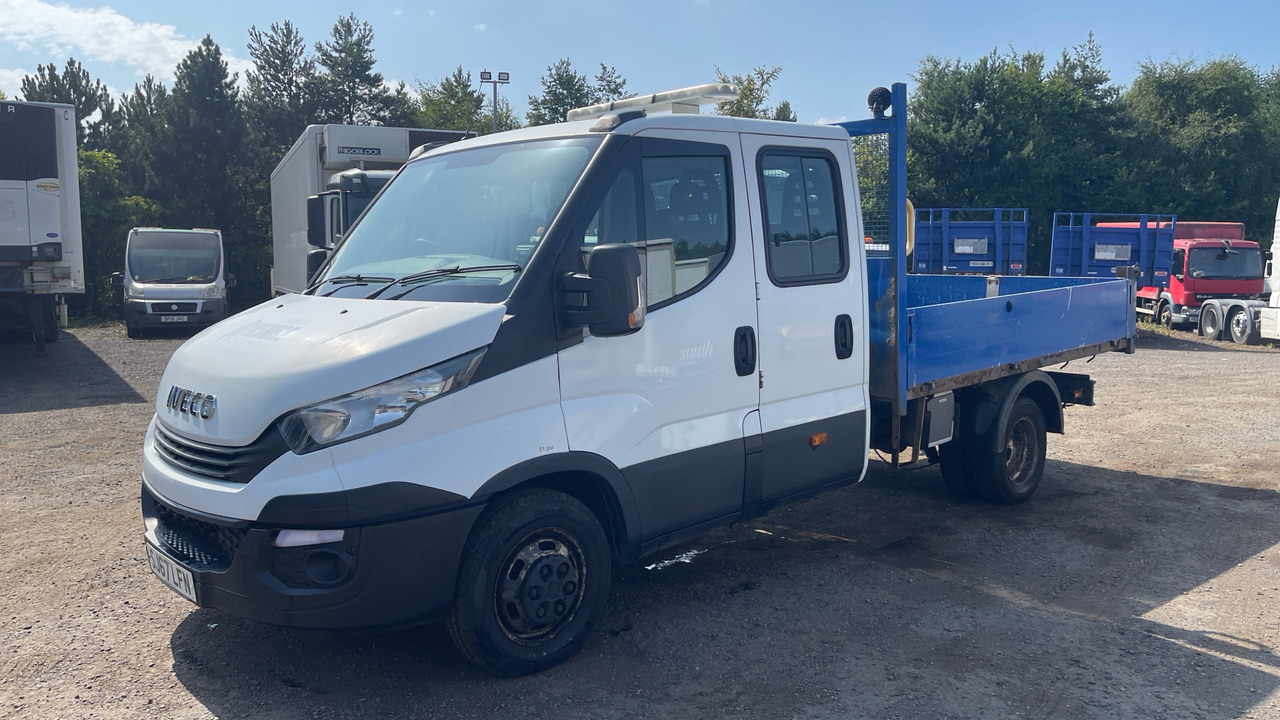 Iveco Daily 2.3 35-140 3750WB - Utilitaire benne: photos 2 Iveco Daily 2.3 35-140 3750WB - Utilitaire benne: photos 2