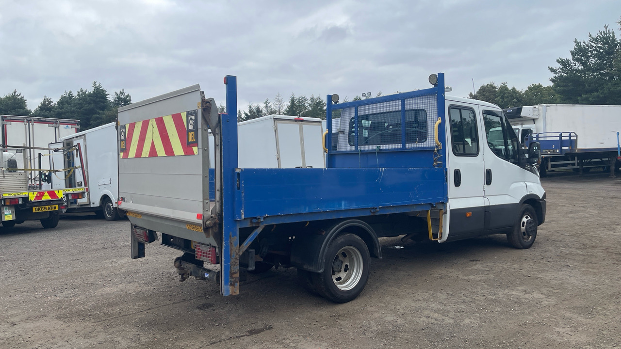 Iveco Daily 35-140 2.3 3750WB - Utilitaire benne: photos 4 Iveco Daily 35-140 2.3 3750WB - Utilitaire benne: photos 4