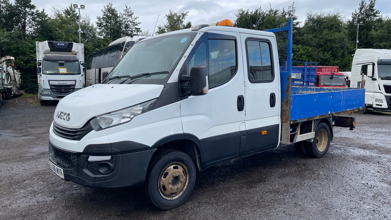 Iveco Daily 50-180 - Utilitaire plateau: photos 2 Iveco Daily 50-180 - Utilitaire plateau: photos 2