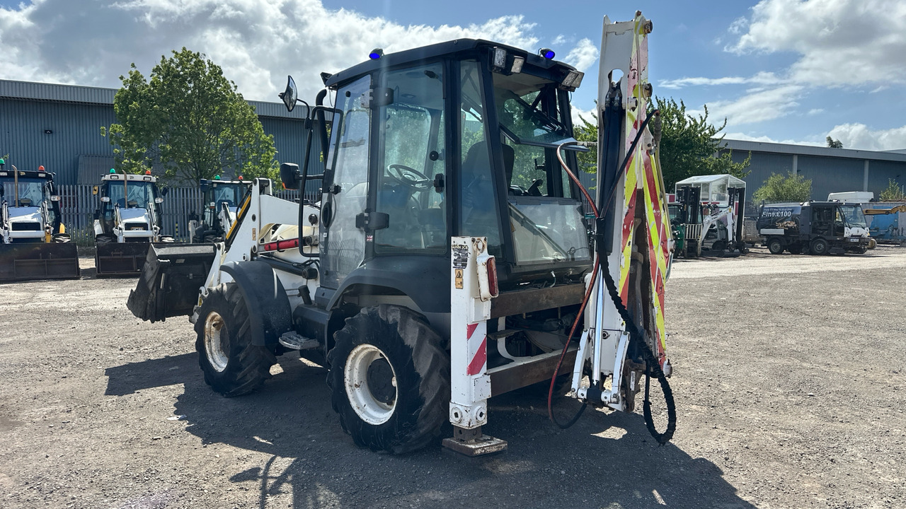 JCB 3CX 10L 4WS - Tractopelle: photos 3 JCB 3CX 10L 4WS - Tractopelle: photos 3