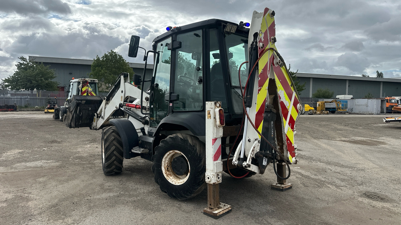 JCB 3CX 10L 4WS - Tractopelle: photos 3 JCB 3CX 10L 4WS - Tractopelle: photos 3
