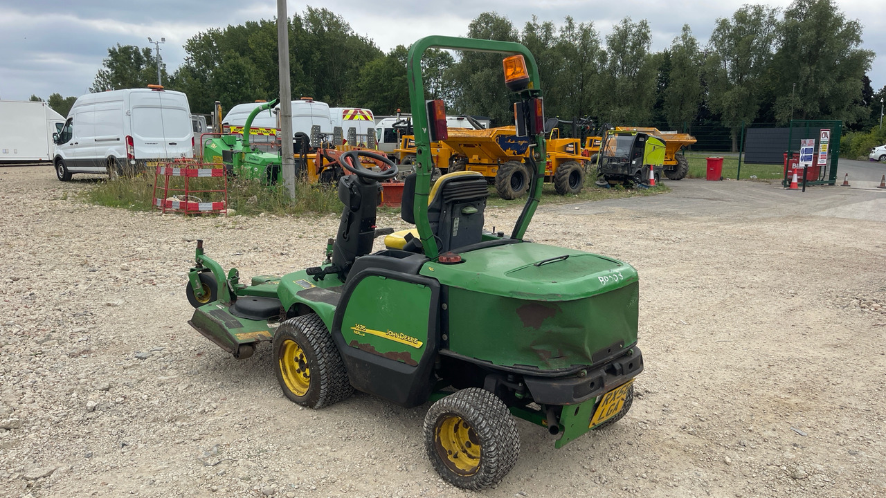 JOHN DEERE 1435 SERIES - Motofaucheuse: photos 3 JOHN DEERE 1435 SERIES - Motofaucheuse: photos 3