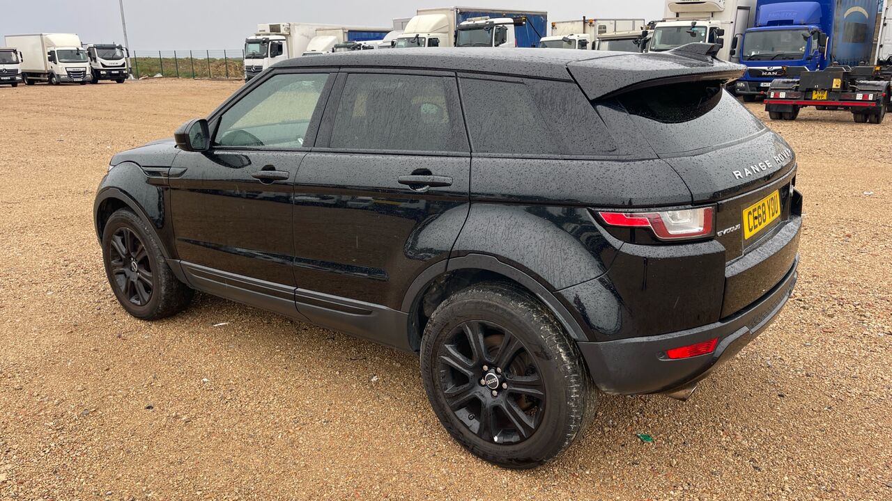 Land Rover Range Rover EVOQUE 2.0 SE - Voiture à hayon: photos 3 Land Rover Range Rover EVOQUE 2.0 SE - Voiture à hayon: photos 3