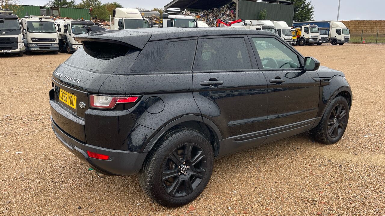 Land Rover Range Rover EVOQUE 2.0 SE - Voiture à hayon: photos 4 Land Rover Range Rover EVOQUE 2.0 SE - Voiture à hayon: photos 4