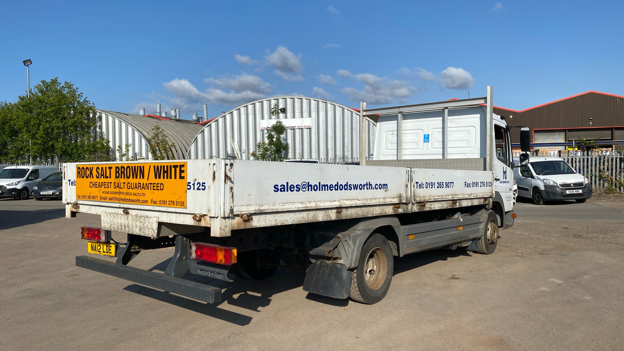 MERCEDES-BENZ ATEGO 816 - Camion plateau: photos 4 MERCEDES-BENZ ATEGO 816 - Camion plateau: photos 4