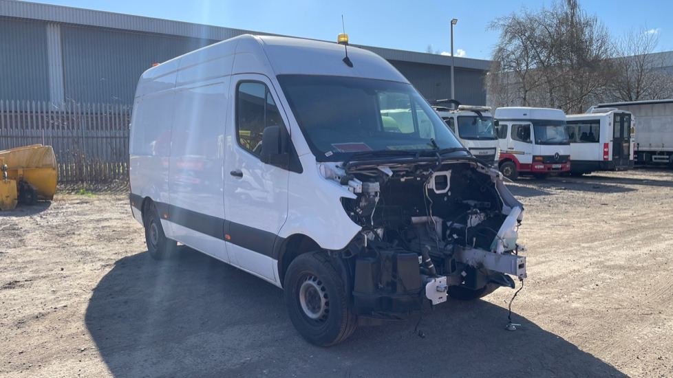 MERCEDES-BENZ SPRINTER 316 CDI - Fourgon utilitaire: photos 2 MERCEDES-BENZ SPRINTER 316 CDI - Fourgon utilitaire: photos 2