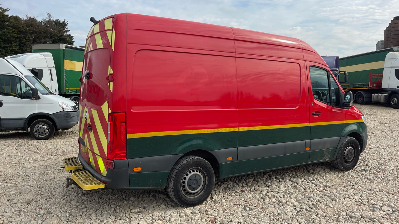 MERCEDES-BENZ SPRINTER 316 CDI - Fourgon utilitaire: photos 4 MERCEDES-BENZ SPRINTER 316 CDI - Fourgon utilitaire: photos 4