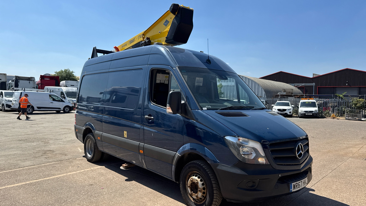 MERCEDES-BENZ SPRINTER 513 CDI - Camion avec nacelle: photos 1 MERCEDES-BENZ SPRINTER 513 CDI - Camion avec nacelle: photos 1