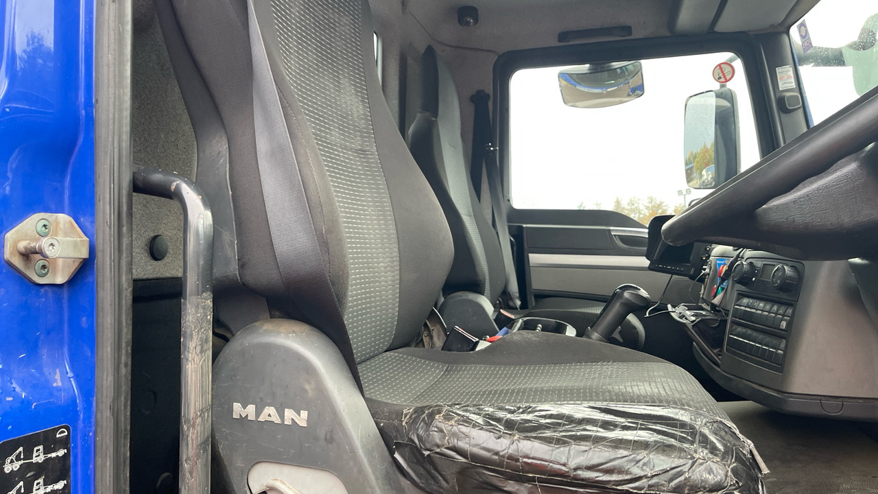 Man TGM 18.250 - Camion plateau, Camion grue: photos 5 Man TGM 18.250 - Camion plateau, Camion grue: photos 5