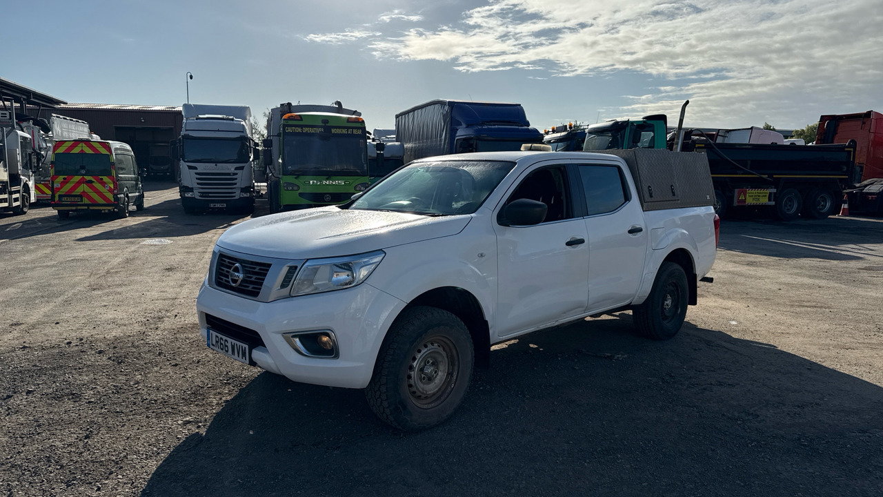 Nissan Navara VISIA 2.3 DCI 160PS - Pick-up, Utilitaire double cabine: photos 2 Nissan Navara VISIA 2.3 DCI 160PS - Pick-up, Utilitaire double cabine: photos 2