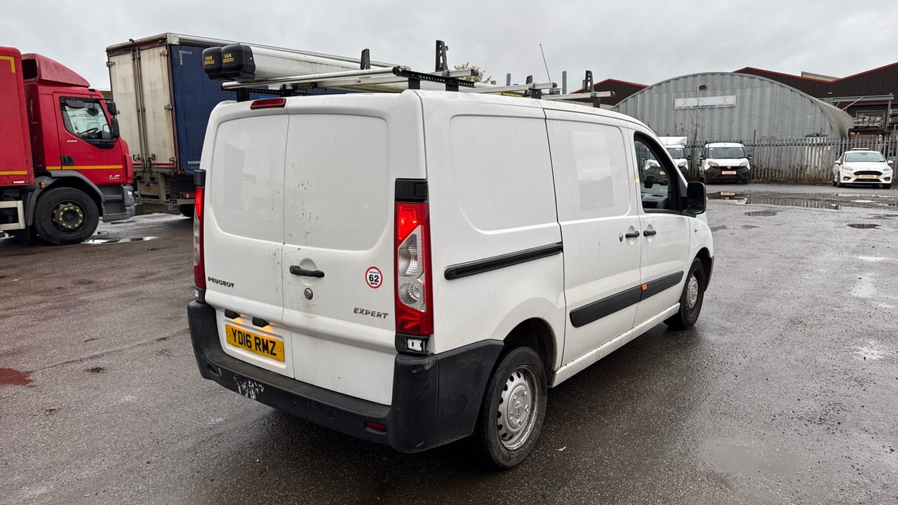 PEUGEOT EXPERT 1000 1.6 HDI 90PS - Fourgonnette: photos 4 PEUGEOT EXPERT 1000 1.6 HDI 90PS - Fourgonnette: photos 4