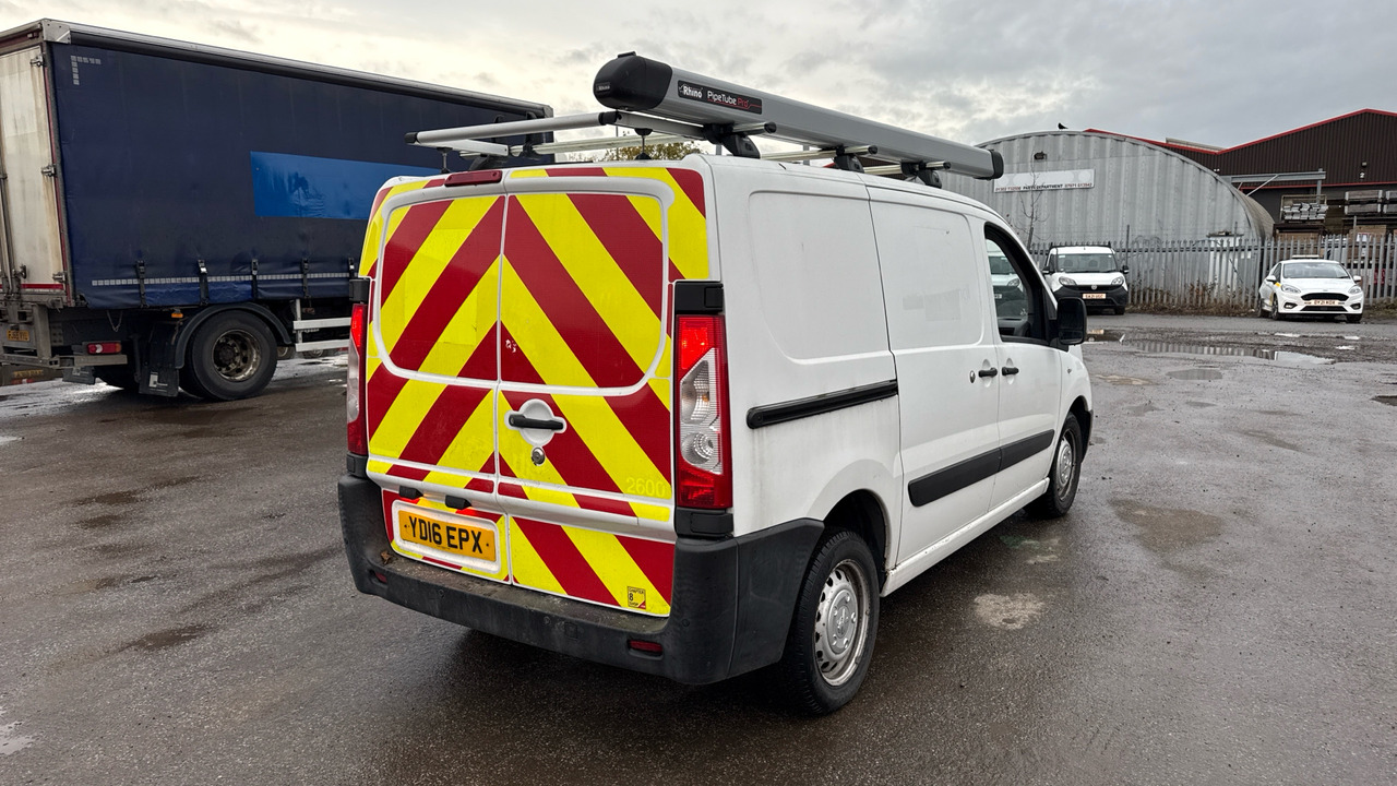 PEUGEOT EXPERT 1000 1.6 HDi 90PS - Fourgonnette: photos 4 PEUGEOT EXPERT 1000 1.6 HDi 90PS - Fourgonnette: photos 4