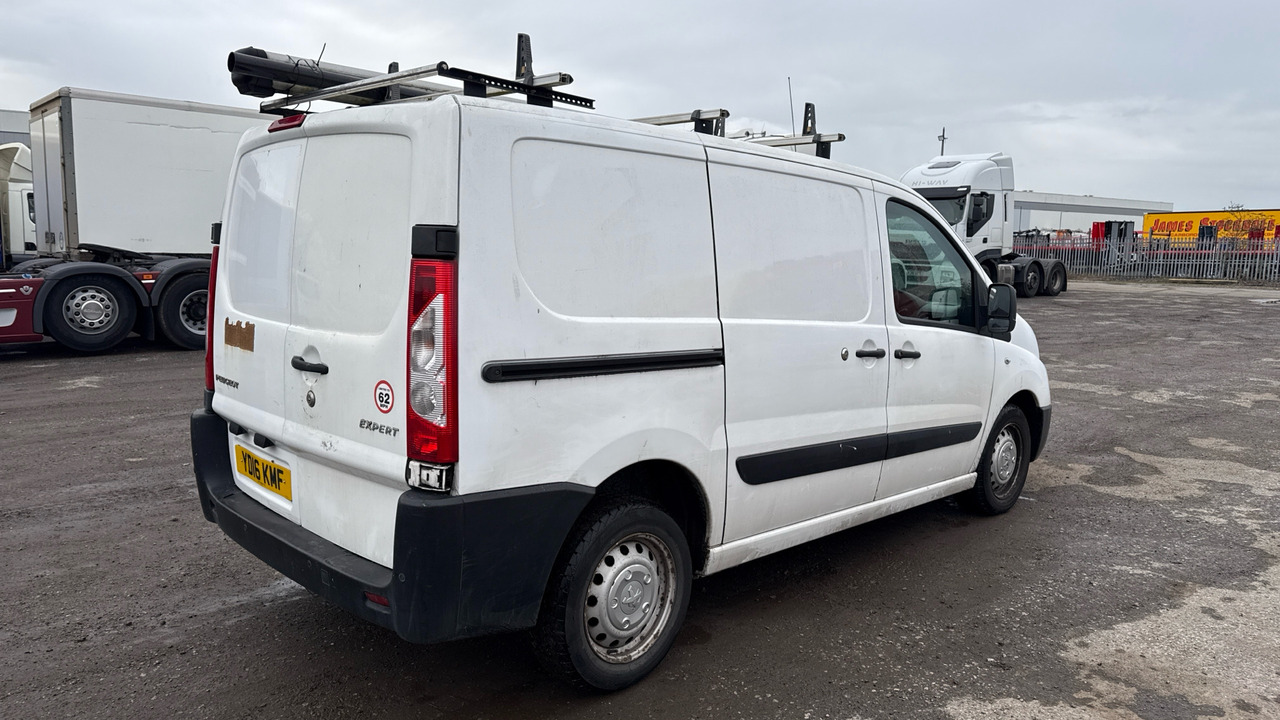 PEUGEOT EXPERT 1000 1.6 HDi 90PS - Fourgonnette: photos 4 PEUGEOT EXPERT 1000 1.6 HDi 90PS - Fourgonnette: photos 4