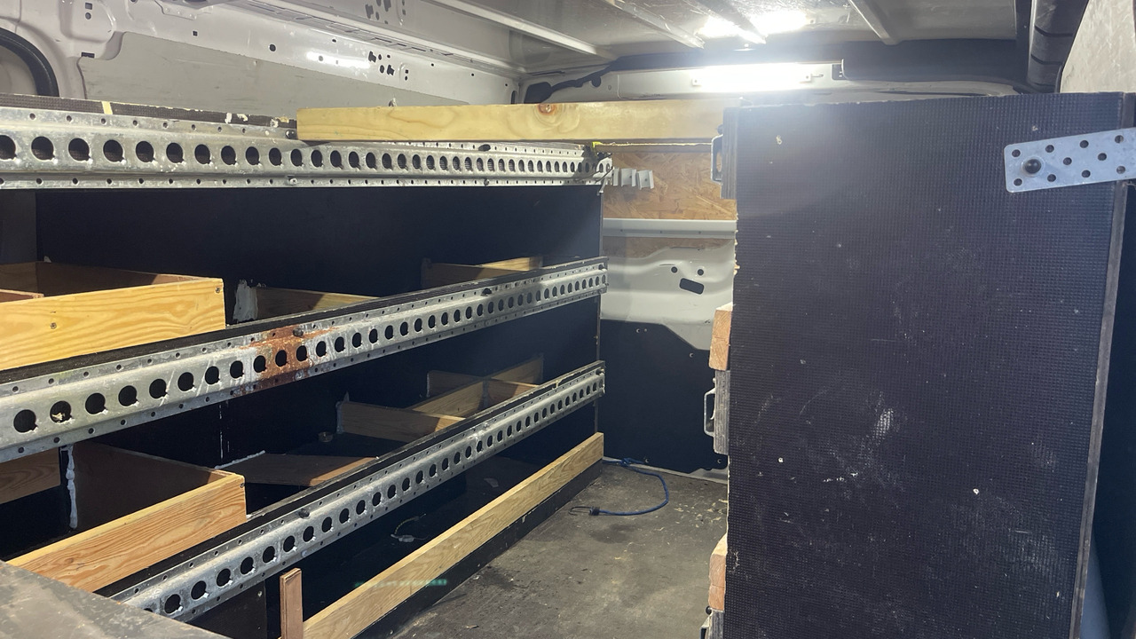 Fourgon utilitaire PEUGEOT EXPERT PROFESSIONAL 1.5 BLUEHDI: photos 16 Fourgon utilitaire PEUGEOT EXPERT PROFESSIONAL 1.5 BLUEHDI: photos 16