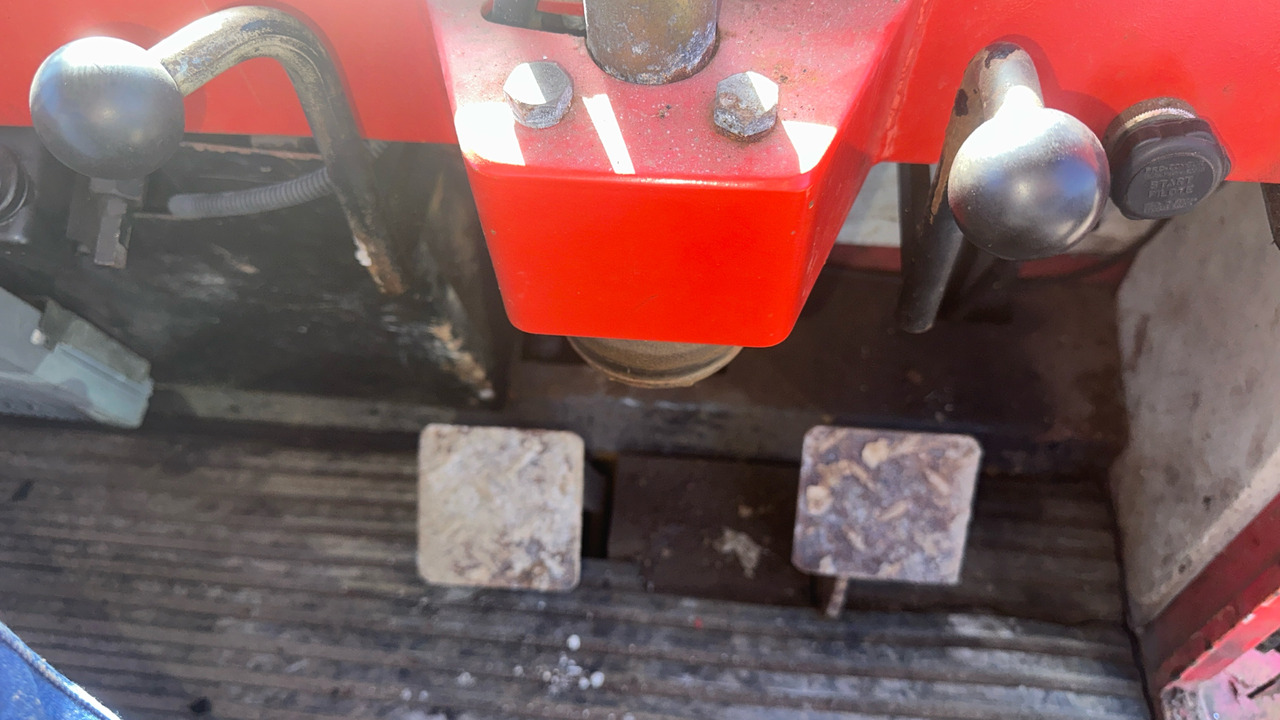 ROLBA R400F - Souffleuse à neige: photos 5 ROLBA R400F - Souffleuse à neige: photos 5