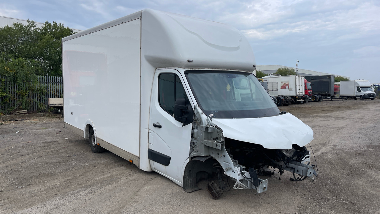 Renault Master 35 - Fourgon grand volume: photos 2 Renault Master 35 - Fourgon grand volume: photos 2