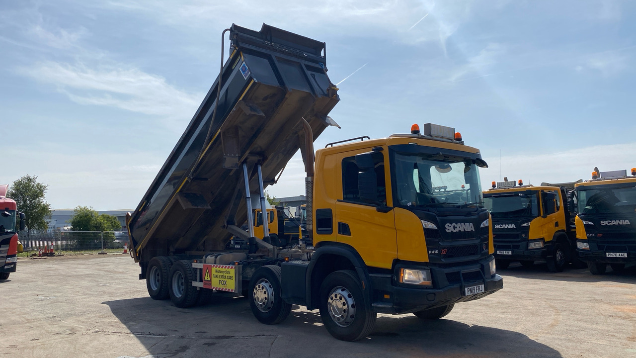 SCANIA P 410 - Camion benne: photos 1 SCANIA P 410 - Camion benne: photos 1