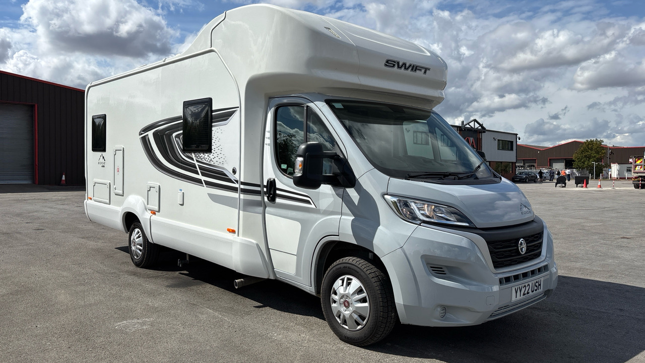 SWIFT EDGE 486 (FIAT DUCATO 3500KG) - Camping-car capucine: photos 1 SWIFT EDGE 486 (FIAT DUCATO 3500KG) - Camping-car capucine: photos 1