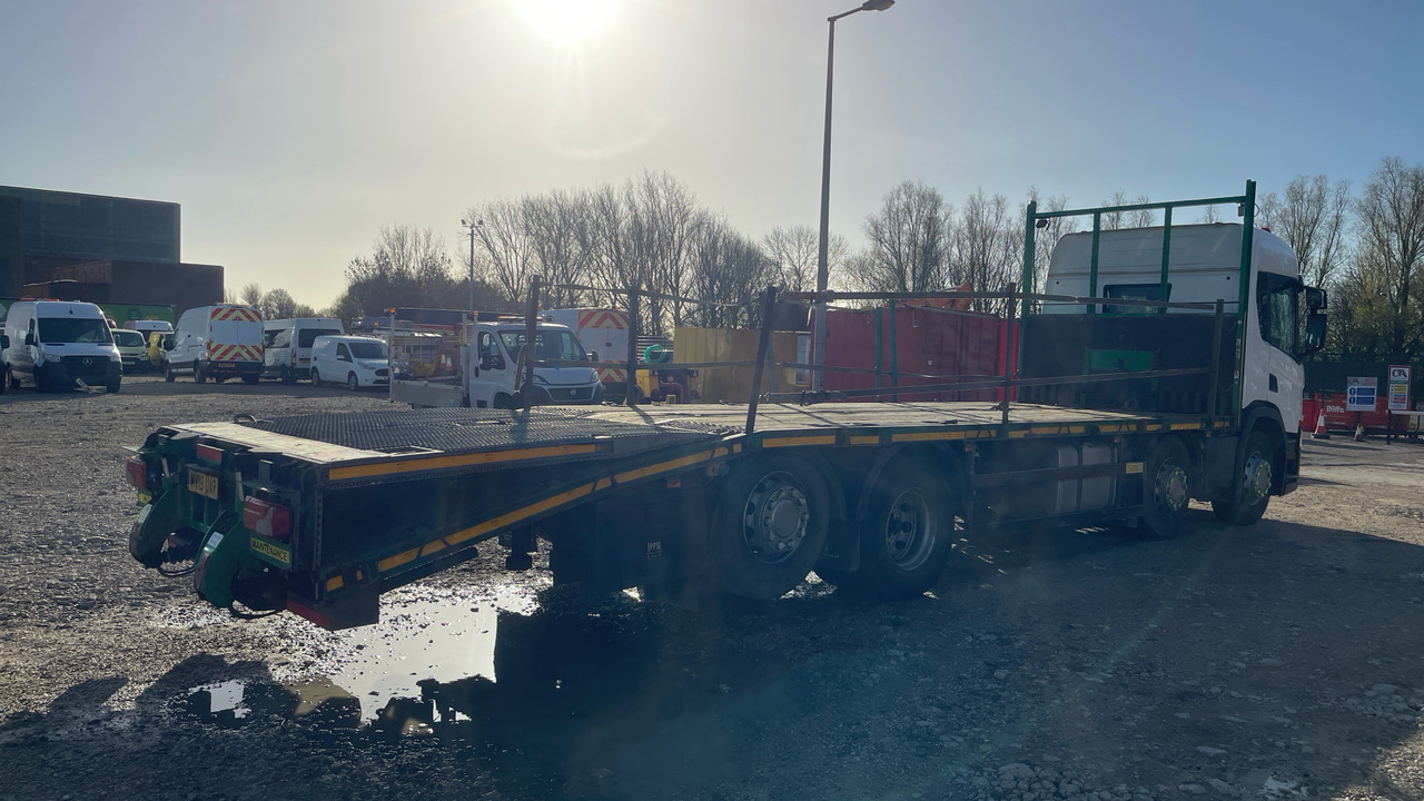 Scania P 410 - Remorqueuse: photos 4 Scania P 410 - Remorqueuse: photos 4