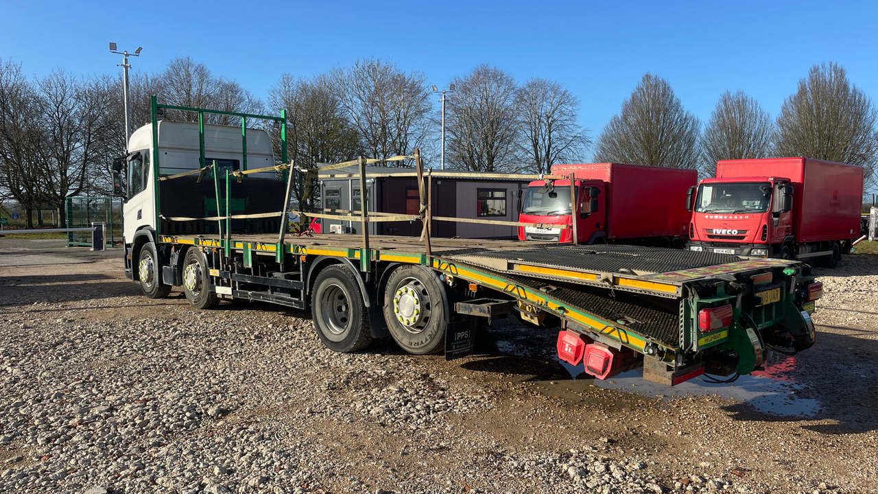 Scania P 410 - Remorqueuse: photos 3 Scania P 410 - Remorqueuse: photos 3