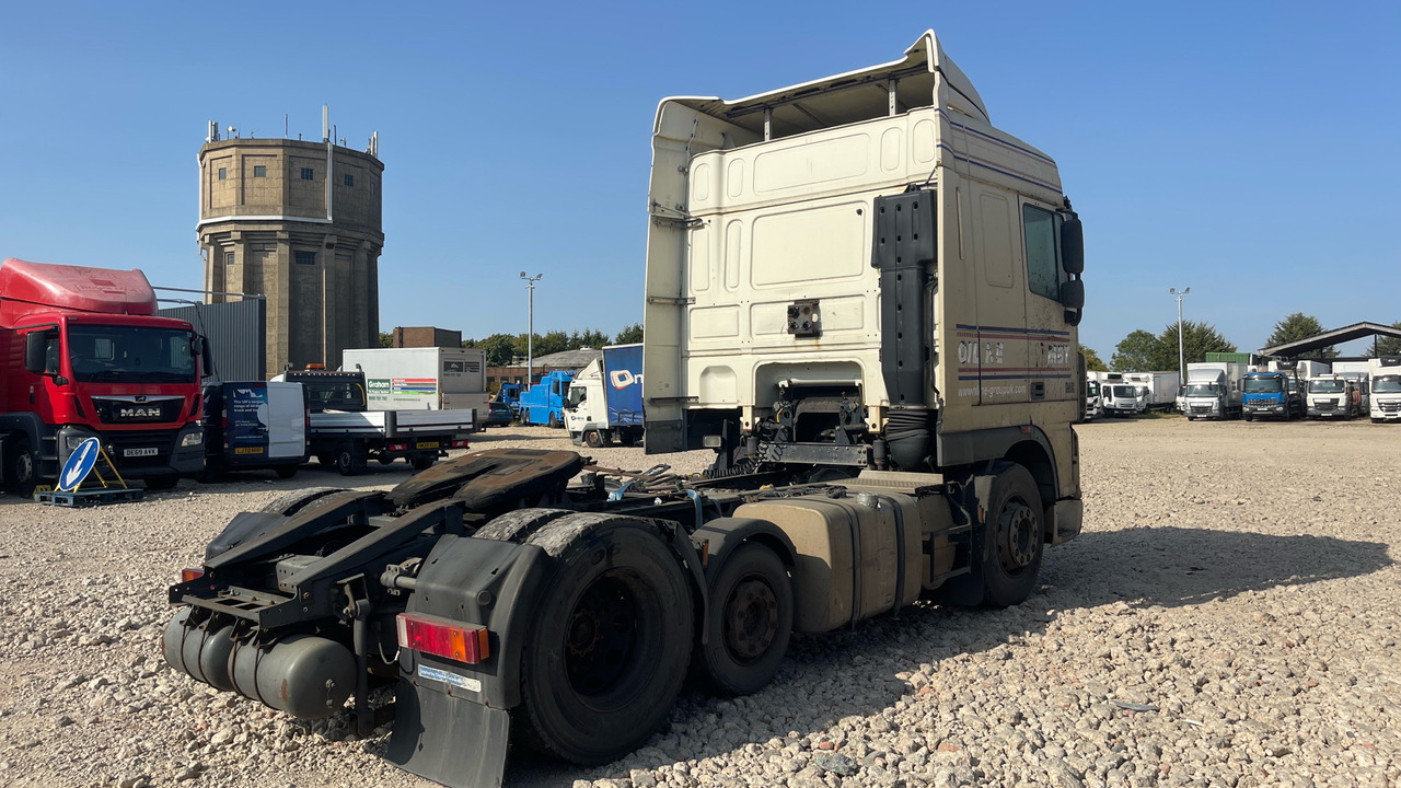 DAF XF 105.460 - Tracteur routier: photos 5 DAF XF 105.460 - Tracteur routier: photos 5