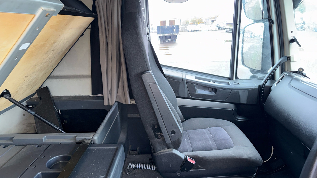 Tracteur routier IVECO STRALIS  460 NP: photos 9