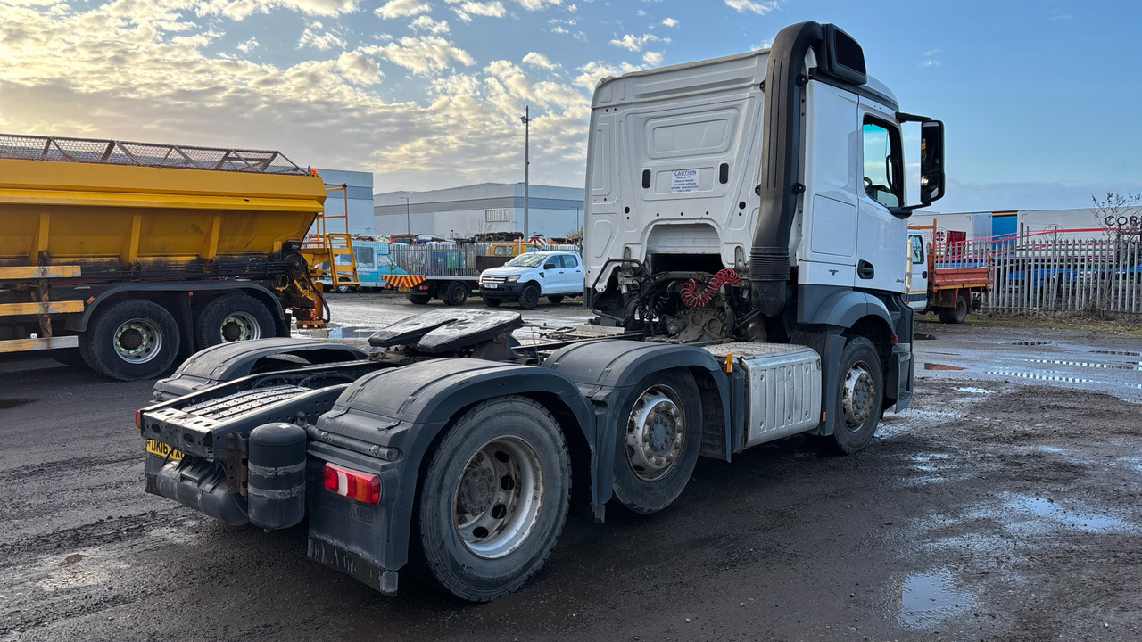 MERCEDES-BENZ ACTROS 2545 - Tracteur routier: photos 4 MERCEDES-BENZ ACTROS 2545 - Tracteur routier: photos 4