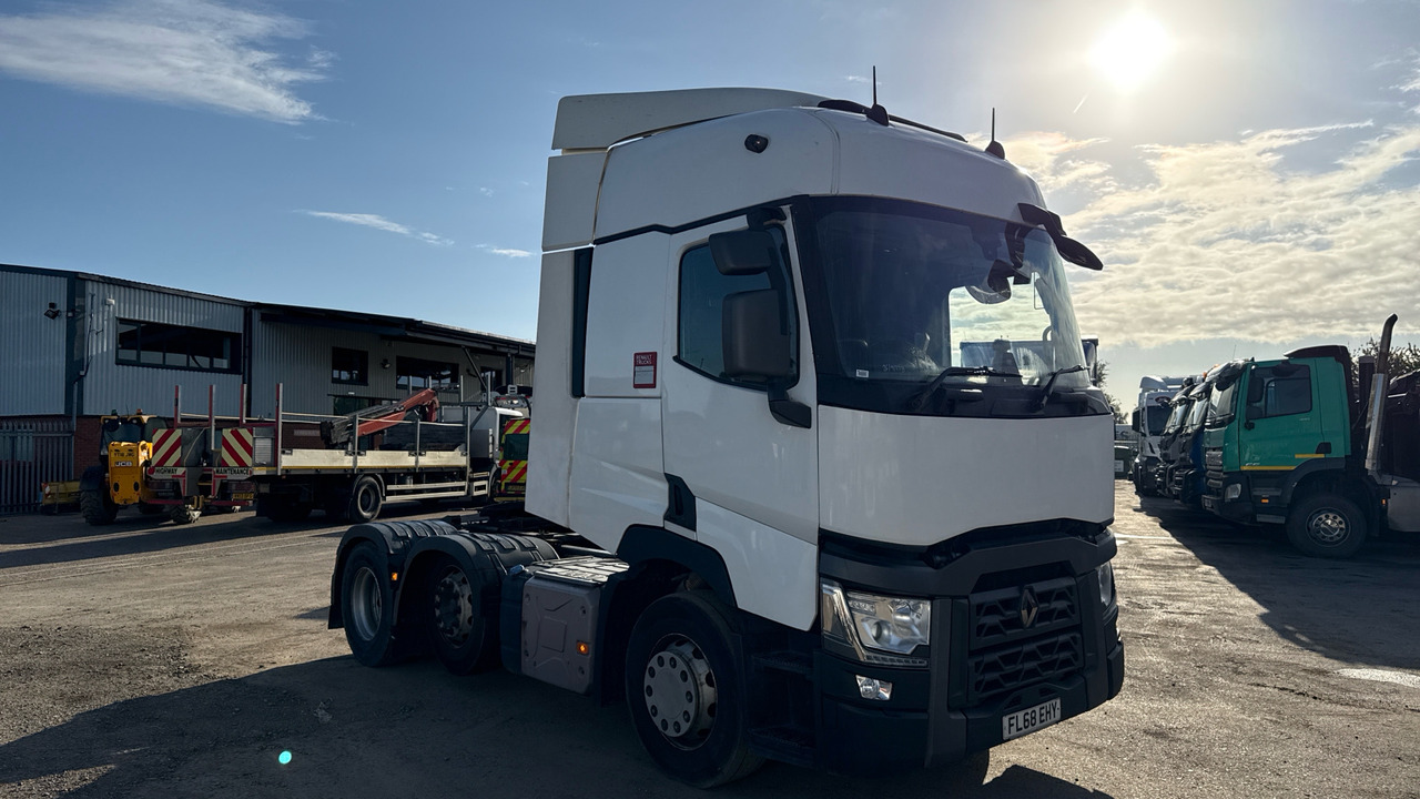 RENAULT T 460 - Tracteur routier: photos 1 RENAULT T 460 - Tracteur routier: photos 1