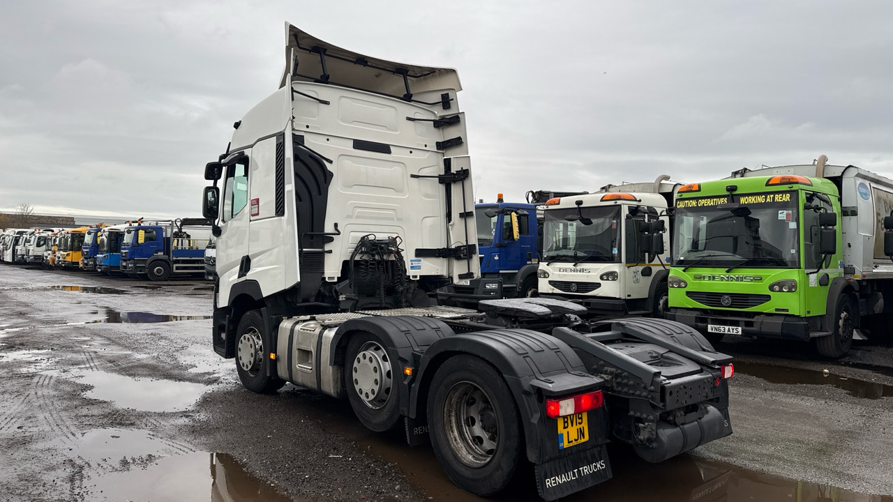 RENAULT T 460 - Tracteur routier: photos 3 RENAULT T 460 - Tracteur routier: photos 3