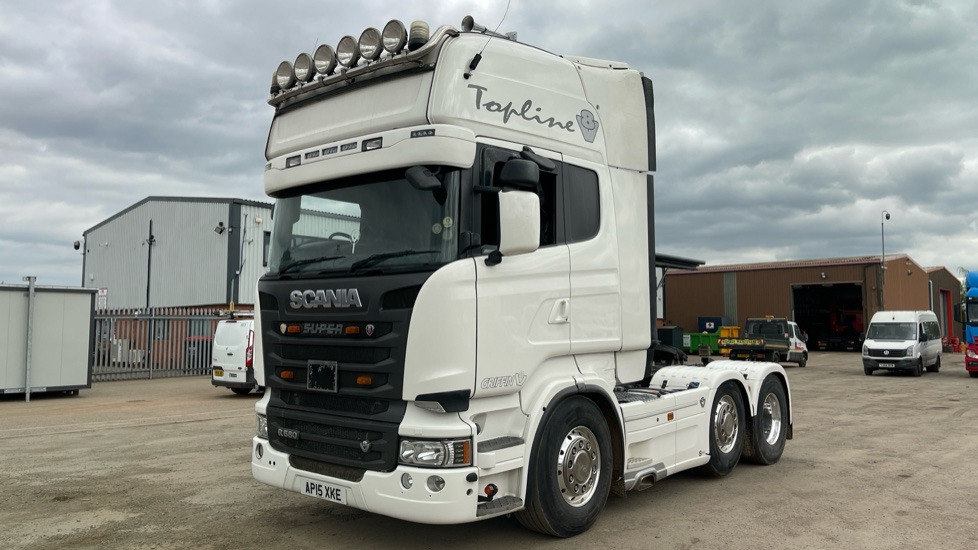 SCANIA R 580 V8 - Tracteur routier: photos 1 SCANIA R 580 V8 - Tracteur routier: photos 1