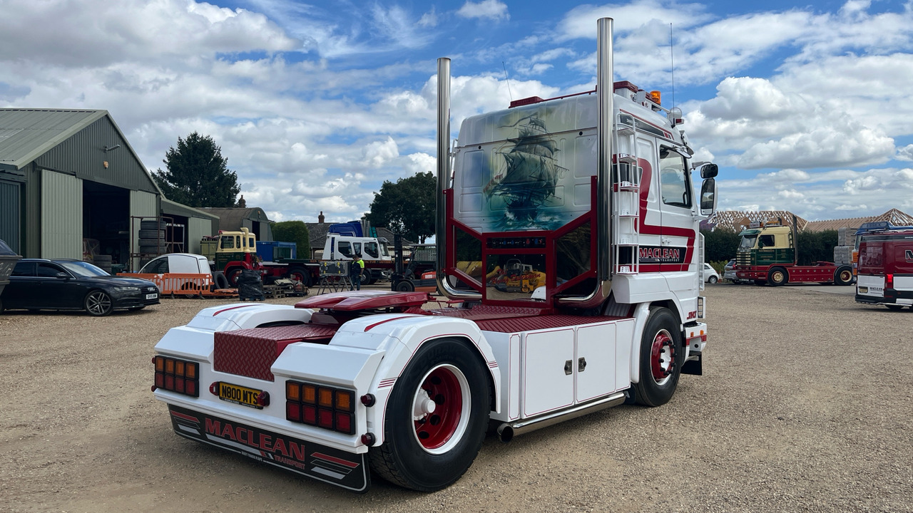 SCANIA R143.420 TOPLINE STREAMLINE - Tracteur routier: photos 4 SCANIA R143.420 TOPLINE STREAMLINE - Tracteur routier: photos 4